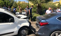 Manisa'daki zincirleme trafik kazasında 5 kişi yaralandı