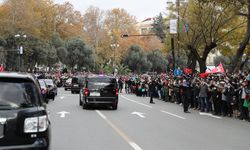 Azerbaycan'da Dağlık Karabağ zaferi kutlaması