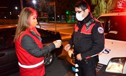 Kızılay’dan polislere çay-kahve servisi