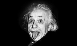 Einstein'in Dilini Çıkarttığı Fotoğrafın Gizemi Nedir? Fotoğrafın Hikayesi