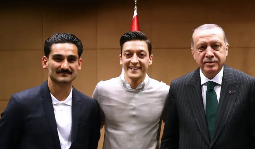 Türklere düşmanlar, Erdoğan ve Mesut Özil'i göstermediler
