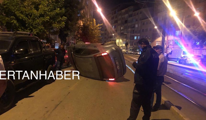 Eskişehir’de bir araç TAKLA attı - Öğretmenler Caddesi